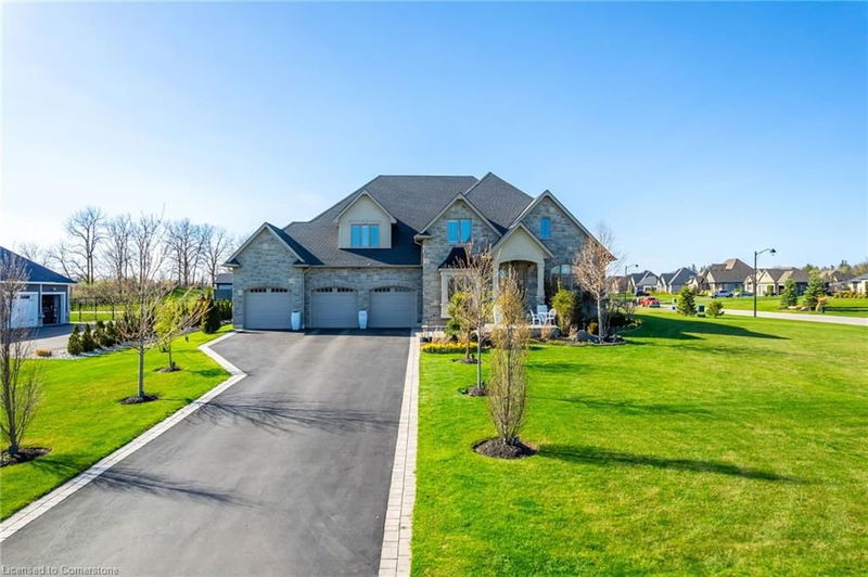 10 Harper Boulevard, Brantford, Ontario