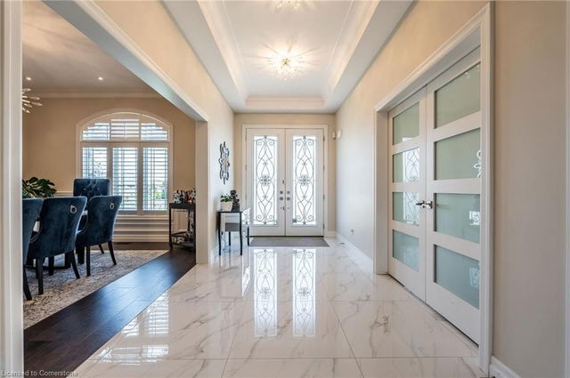 10 Harper Boulevard