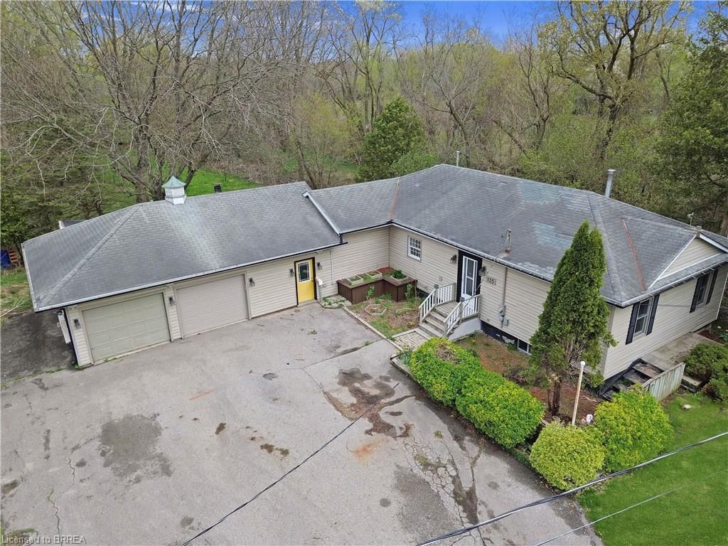 Single Family Residence for sale at 135 Birkett Lane, Brantford, Eagle Place East, N3T 5L9 - MLS: 40723892