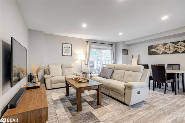 21 - 135 Chalmers Street