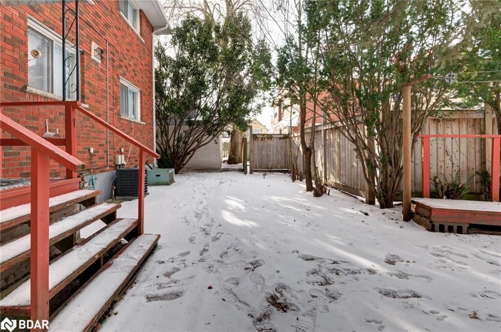 Single Family Residence for lease at C-22 St James Street, Brantford, North Ward, N3T 3Z6 - MLS: 40723929
