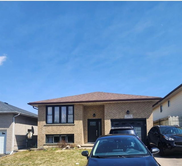 103 Montana Crescent