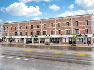 206 - 760 Lakeshore Road