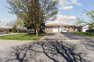 21 Marchbank Crescent