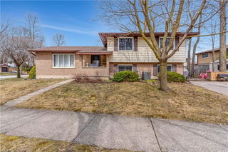 113 Martinglen Crescent