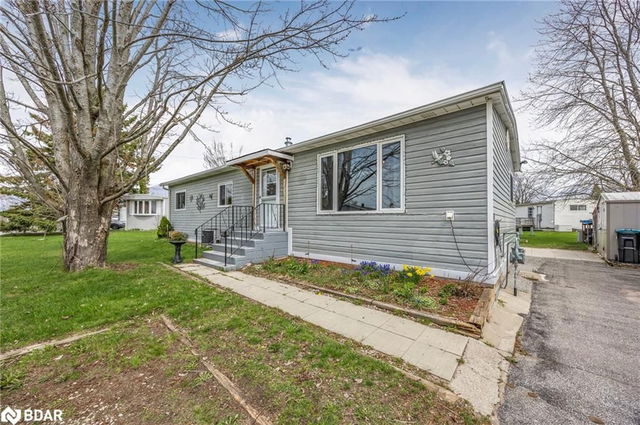 15 Balantrae Drive