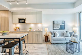 810 - 220 Missinnihe Way