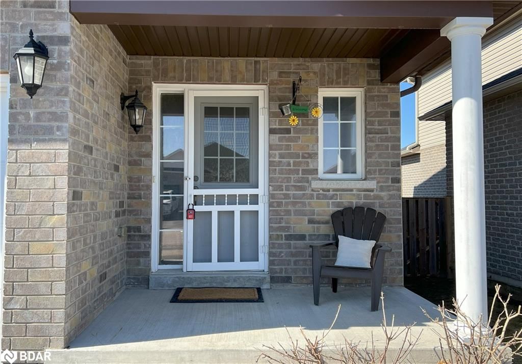 Single Family Residence for sale at 37 Gunsolus Road, Lindsay, Lindsay (Town), K9V 0E4 - MLS: 40724664