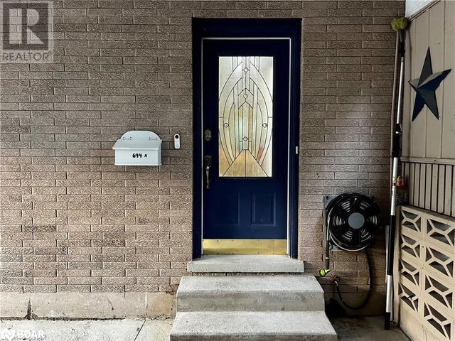 Upper - 694 Niagara Street
