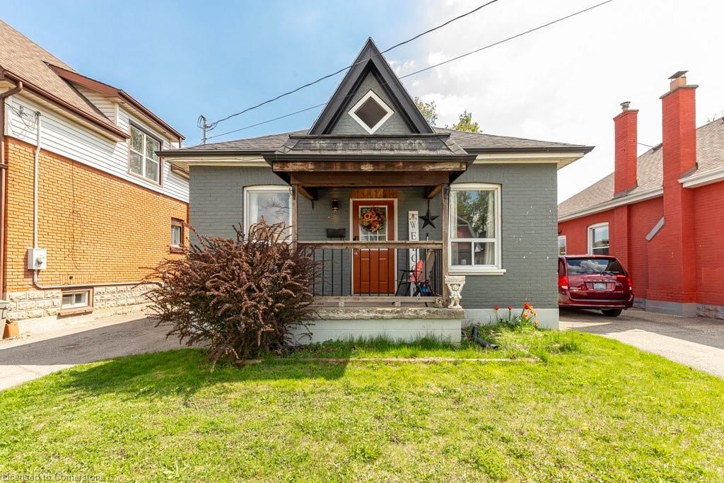 Single Family Residence for sale at 17 Edward Street, Brantford, Eagle Place East, N3S 1V2 - MLS: 40724701