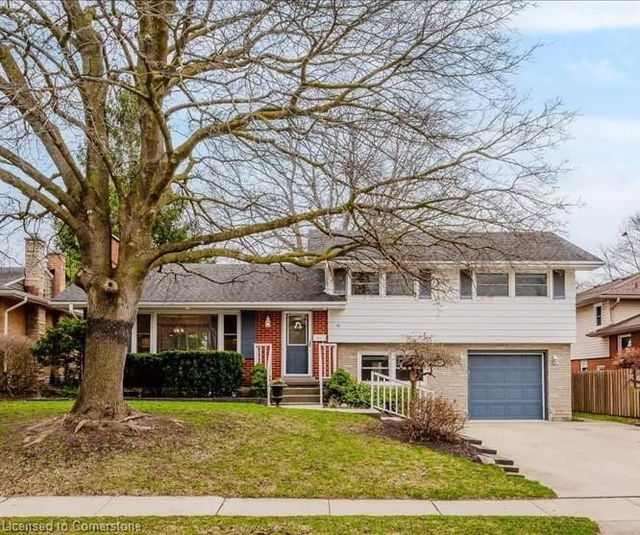 21 Highland Crescent