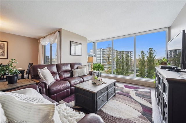 311 - 19 Woodlawn Road
