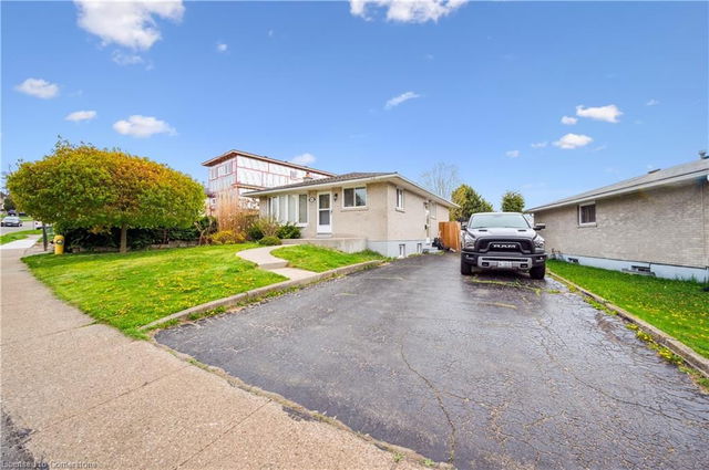 83 Scott Road