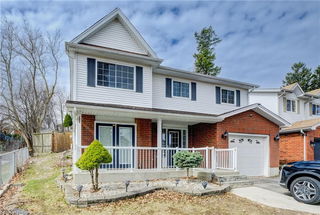 35 Wildlark Crescent