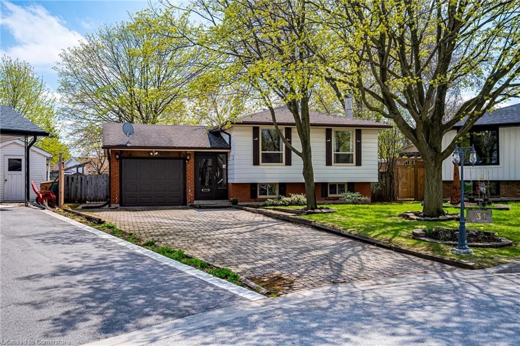 Single Family Residence for sale at 534 Richardson Court, Burlington, Longmoor, L7L 2V6 - MLS: 40725153