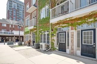 2093 Bates Common