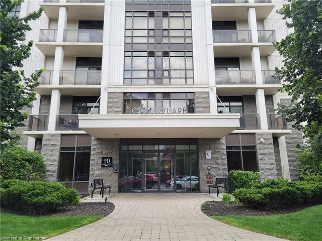 208 - 90 Charlton Avenue
