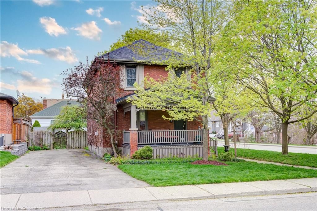 Single Family Residence for sale at 230 Graham Street, Woodstock, North, N4S 6K7 - MLS: 40725284