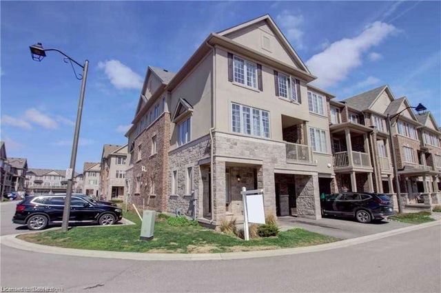 3113 Blackfriar Common