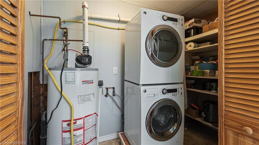 Single Family Residence for sale at 303 Cedar Drive, Turkey Point, ON, N0E 1T0 - Turkey Point - MLS: 40725375