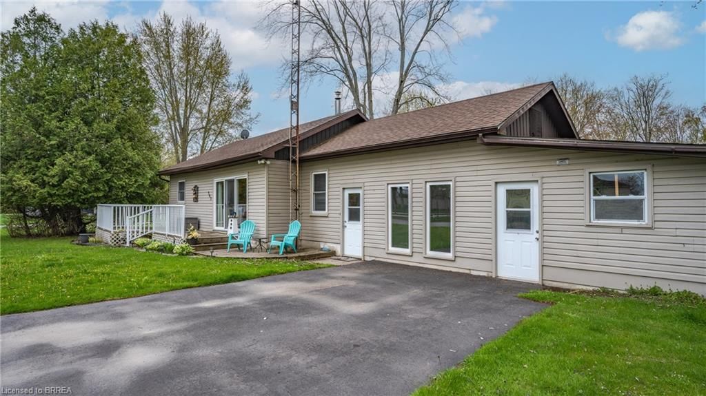 Single Family Residence for sale at 303 Cedar Drive, Turkey Point, ON, N0E 1T0 - Turkey Point - MLS: 40725375