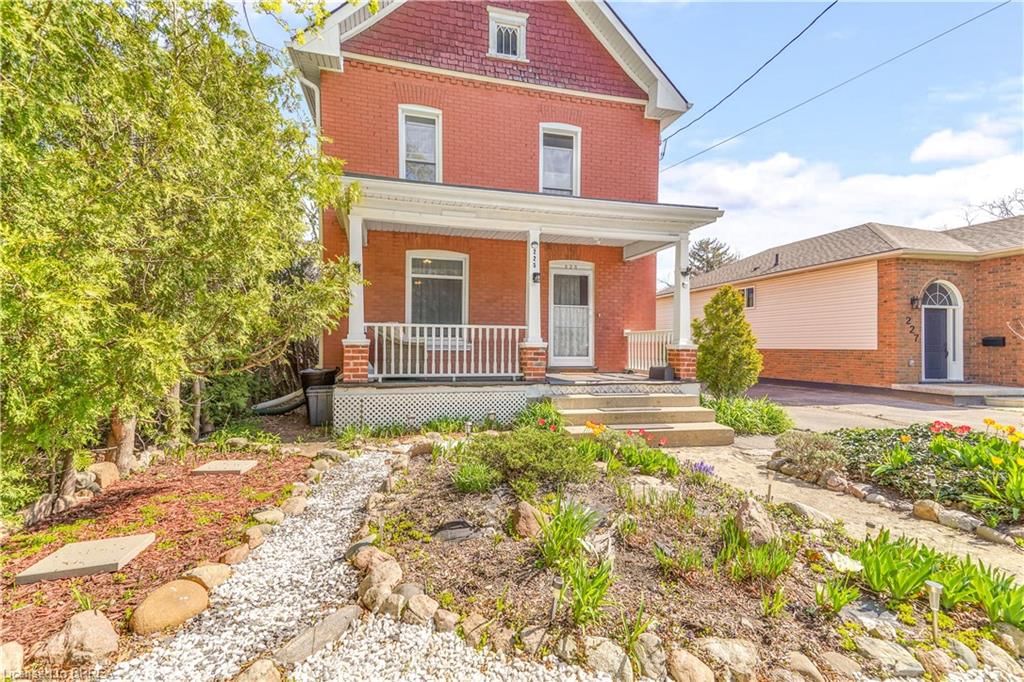 Single Family Residence for sale at 225 Charing Cross Street, Brantford, Terrace Hill, N3R 2J7 - MLS: 40725378