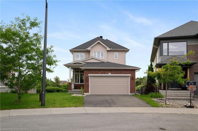 632 Bridleglen Crescent Crescent