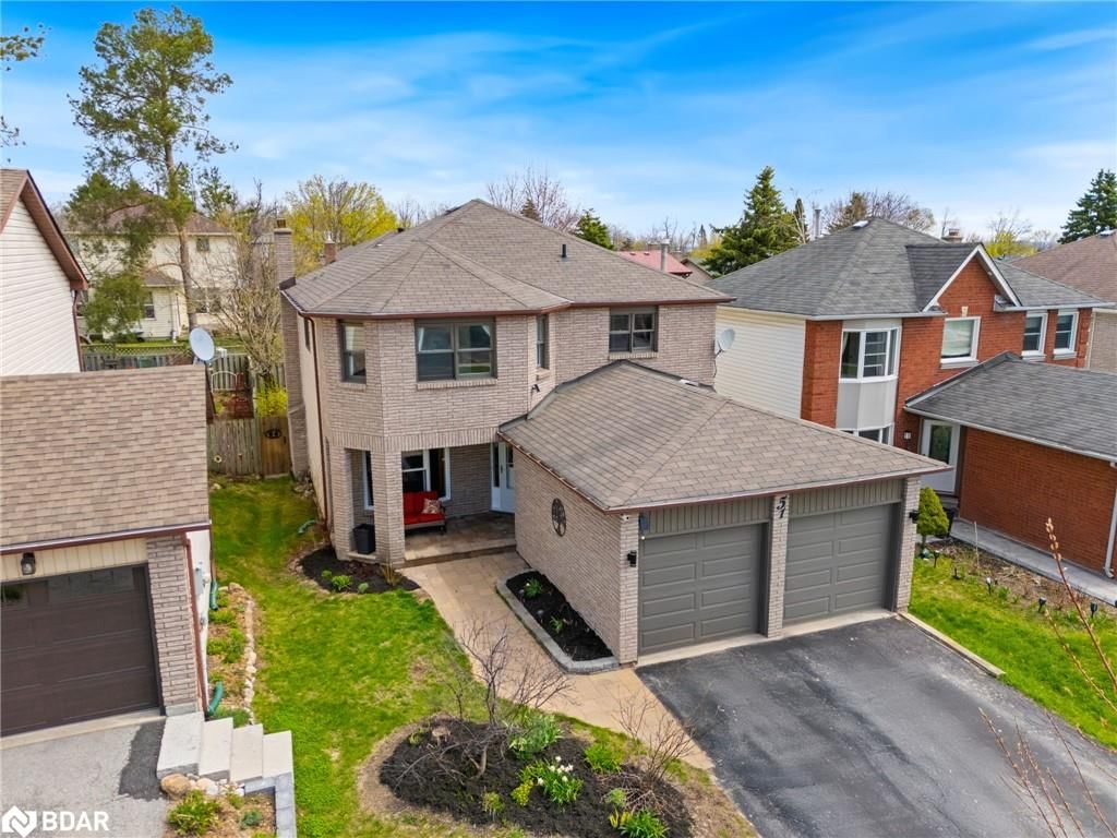 Single Family Residence for sale at 51 Shakespeare Crescent, Barrie, West, L4N 6C1 - MLS: 40725430