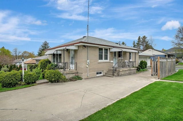74 Ballantyne Avenue