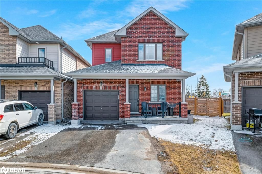 Single Family Residence for sale at 7 Bedford Estates Crescent, Barrie, Innishore, L4N 9K5 - MLS: 40725719