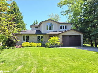 45 Sideroad 18 Road