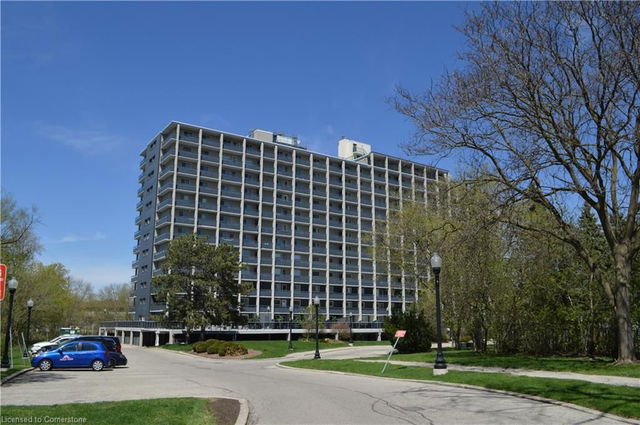 1108 - 58 Bridgeport Road