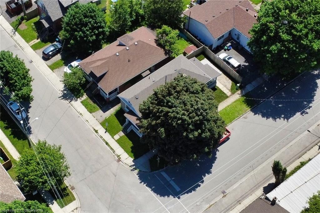 Single Family Residence for sale at 105 Catharine Avenue, Brantford, Old West Brant, N3T 1Y1 - MLS: 40725854