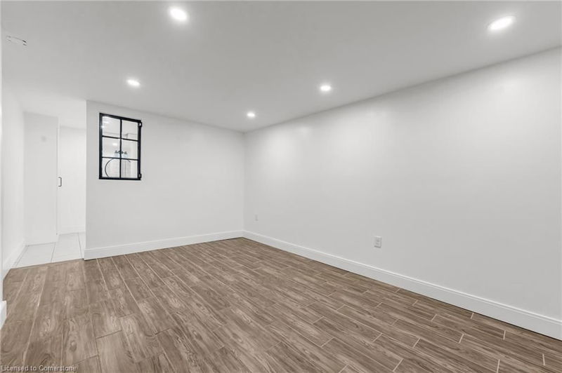 Room2