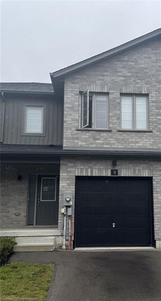 3 - 160 Simcoe Street