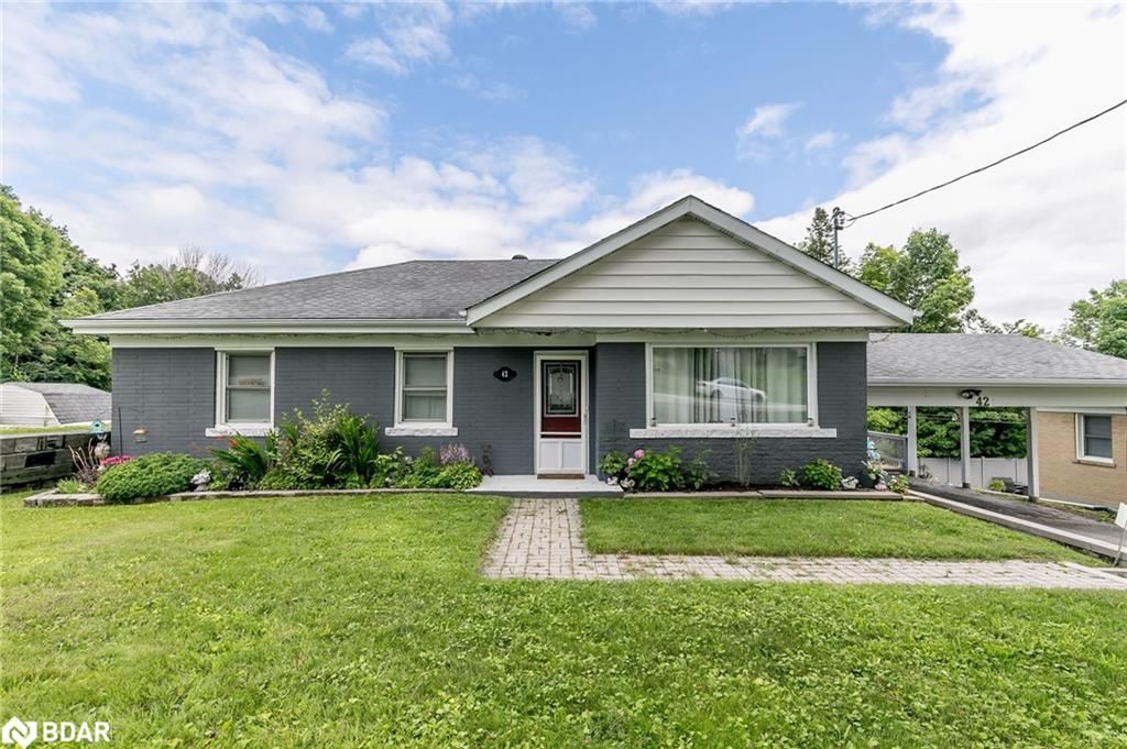 Single Family Residence for sale at 42 Charles Road, Orillia, West Ward, L3V 3H4 - MLS: 40726026