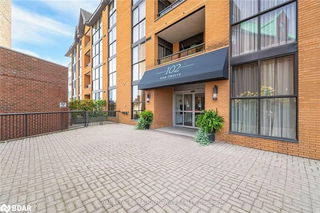 416 - 102 Bronte Road