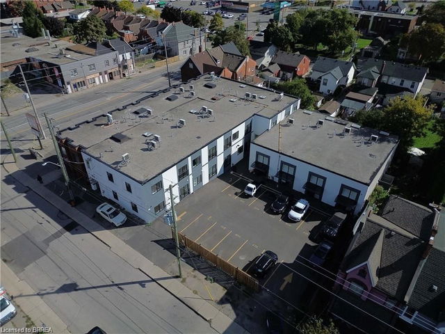 208 - 252-266 Catharine Street