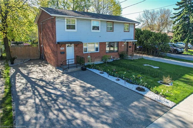 385 East 23rd Street