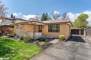142 Mackay Crescent
