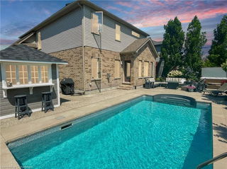 213 Tremaine Crescent