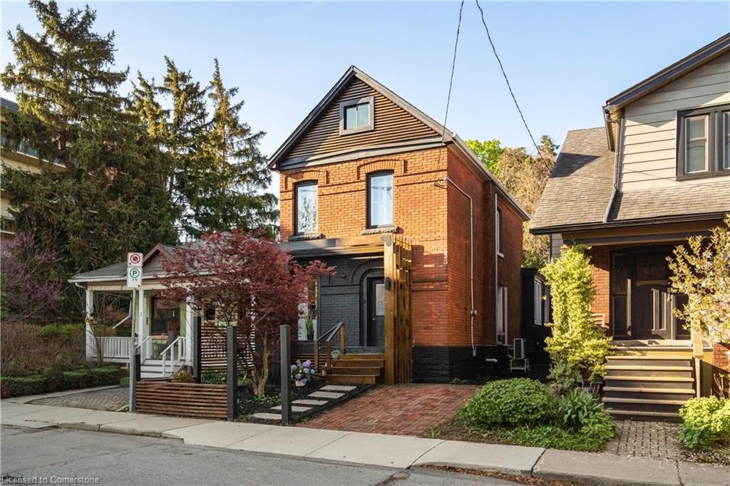 Single Family Residence for sale at 5 Pine Street, Hamilton, Kirkendall, L8P 2A2 - MLS: 40726635