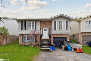 32 Hemlock Street