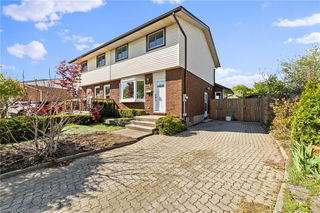 11 Alden Court