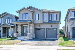 67 Starfire Crescent