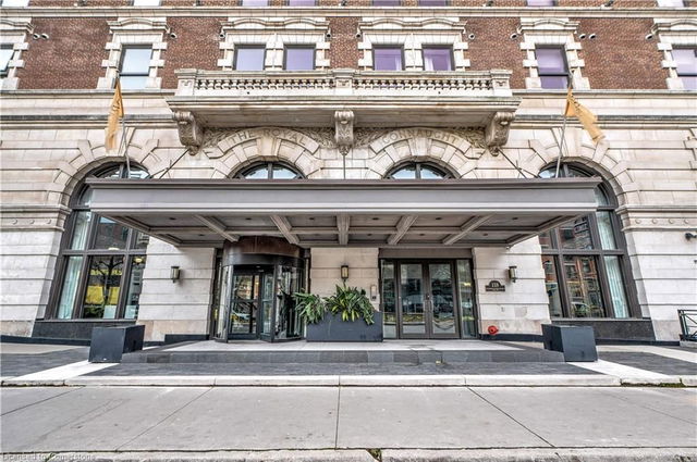 203 - 112 King Street