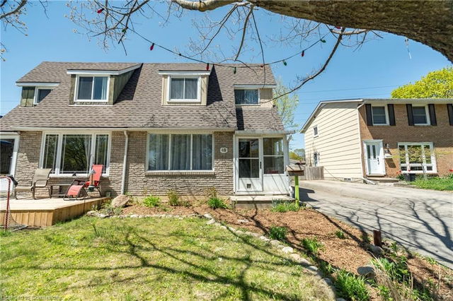 48 Pepperwood Crescent