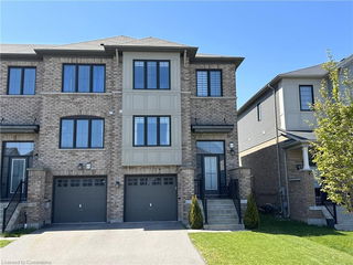 66 Crafter Crescent