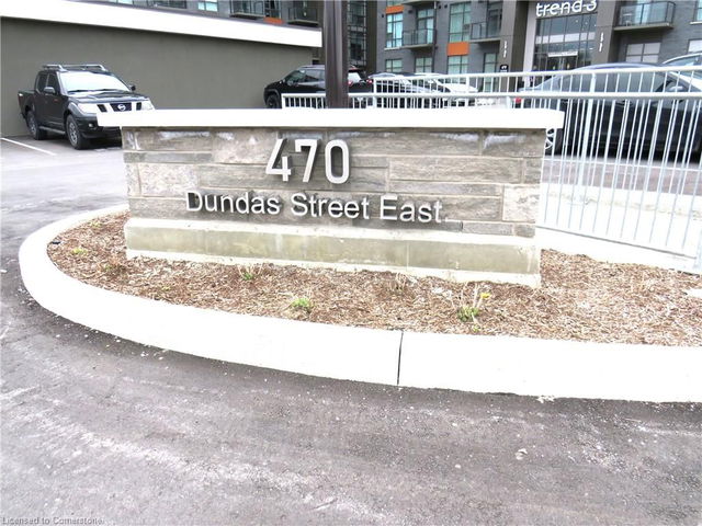 305 - 470 Dundas Street