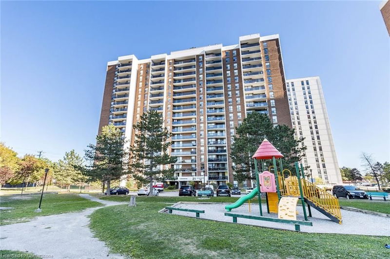 21 Knightsbridge Road #602, Brampton, Ontario